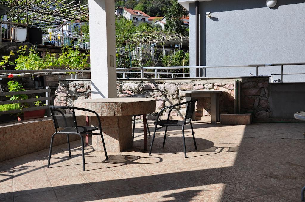 Guest House Marojevic Igalo Exterior photo