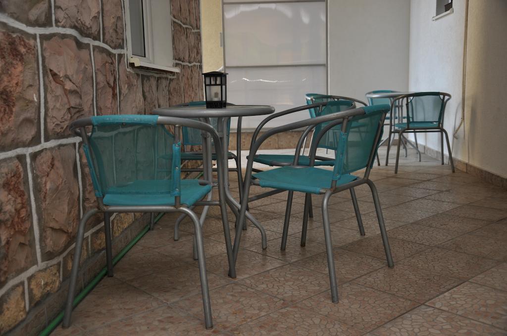 Guest House Marojevic Igalo Exterior photo